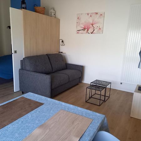 Gite La Petite Maison Montournais Dış mekan fotoğraf